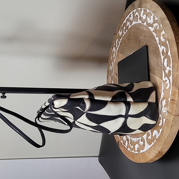 Fifth Avenue Handbags Black & White Pinwheel Squares Faux Leather Crossbody - Picture 8 of 12